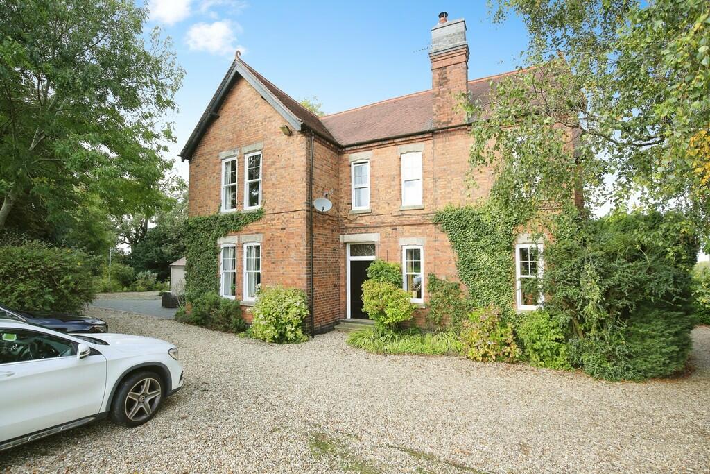 Property photo 32