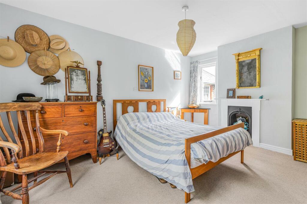 Property photo 32