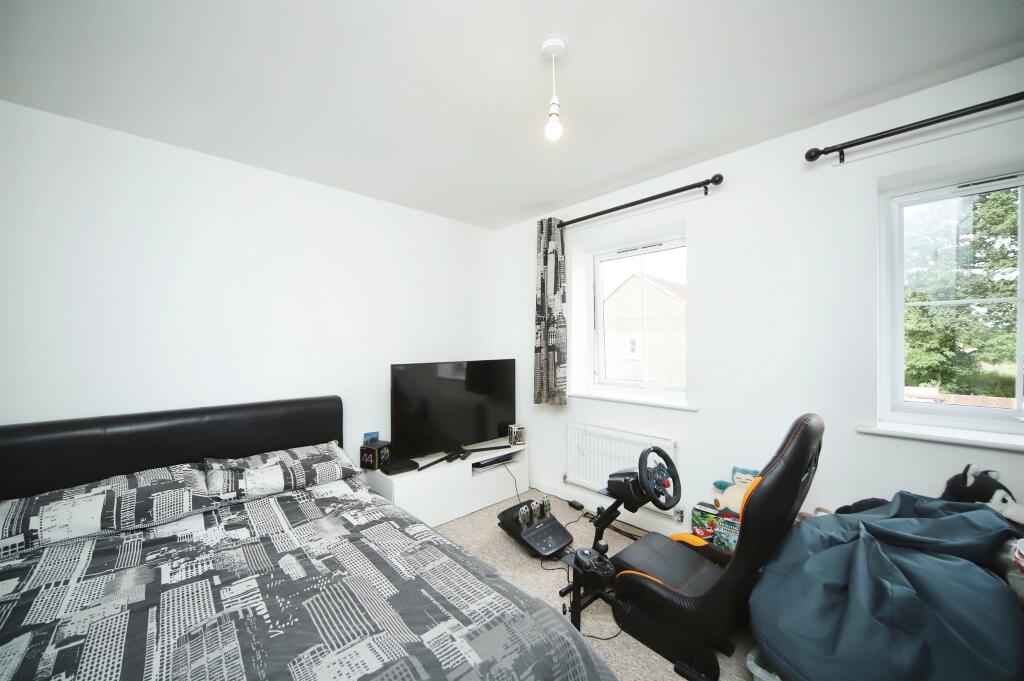 Property photo 32