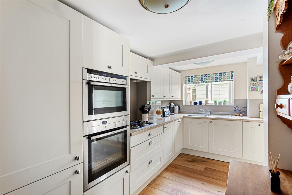 Property photo 35