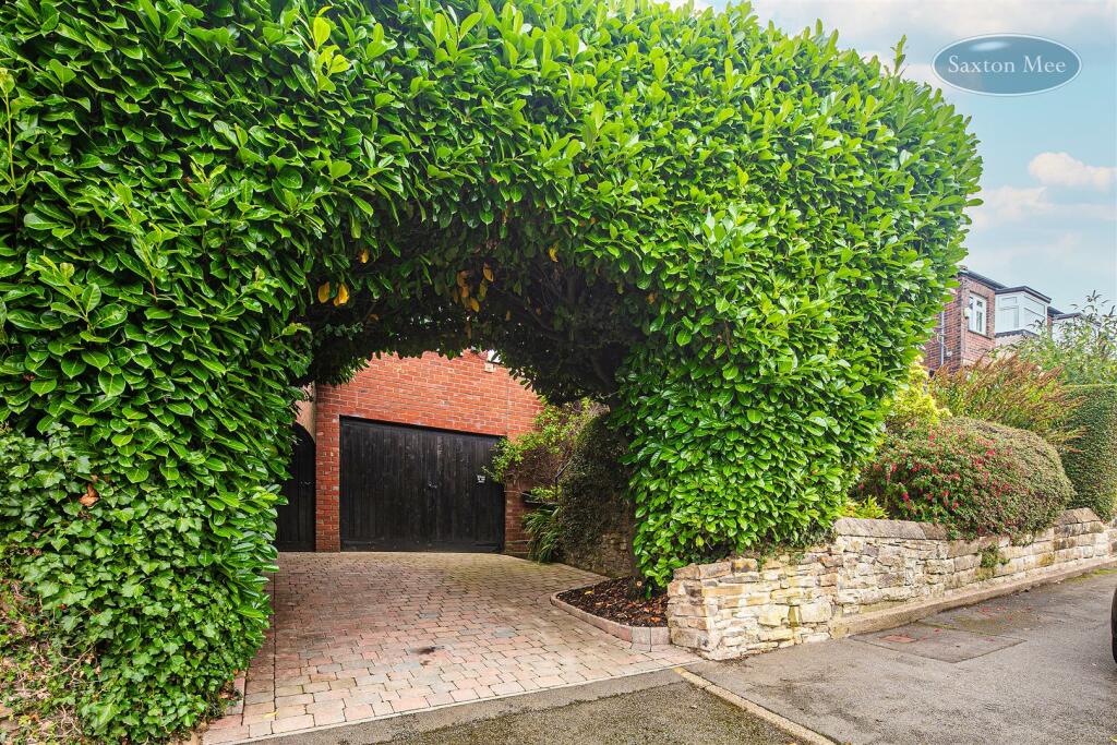 Property photo 35