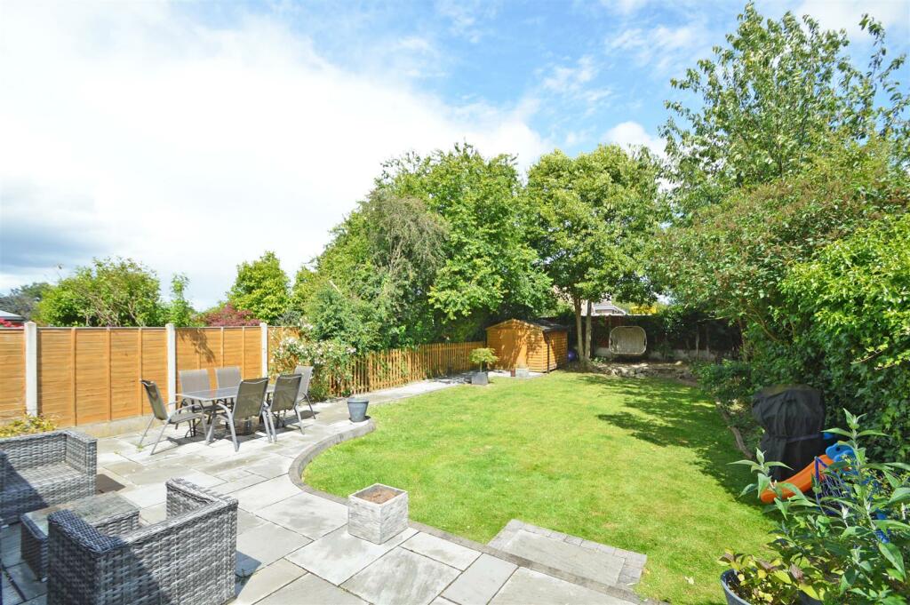 Property photo 32