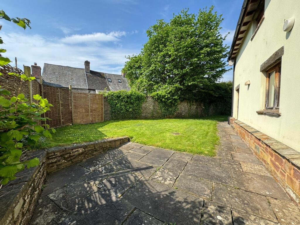 Property photo 11