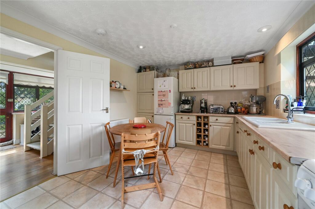 Property photo 32