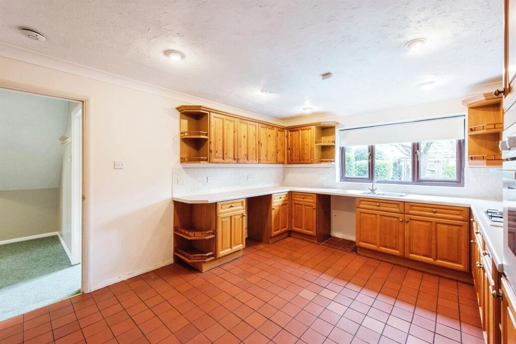 Property photo 35