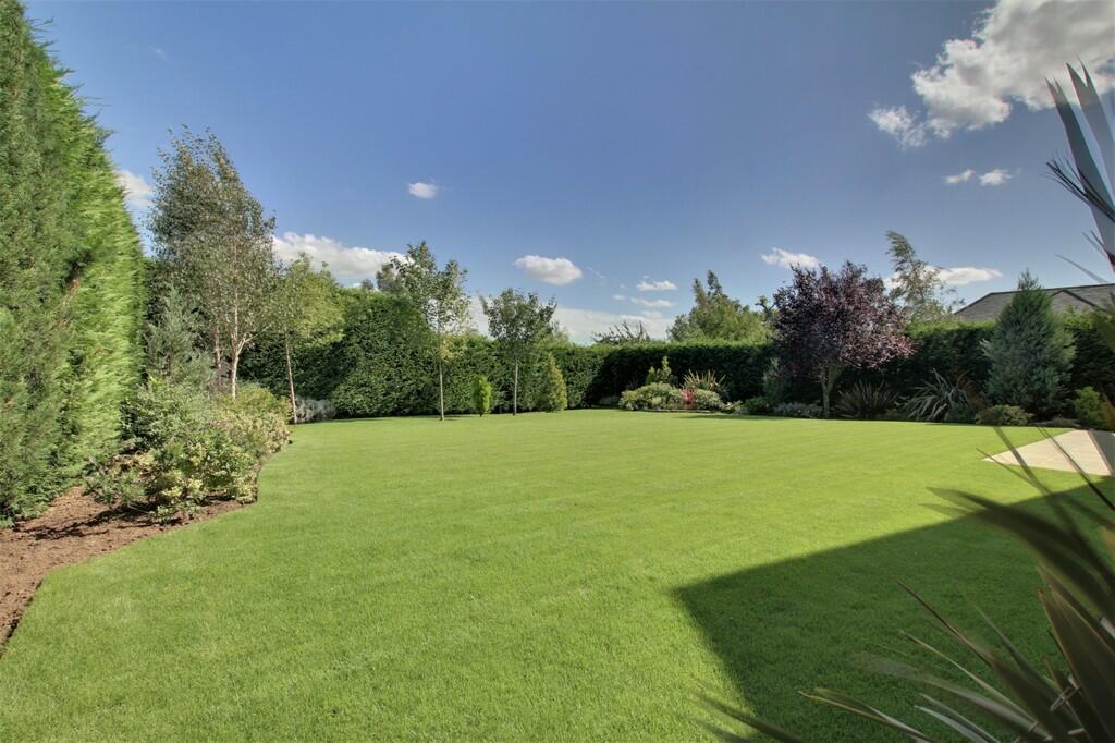 Property photo 25