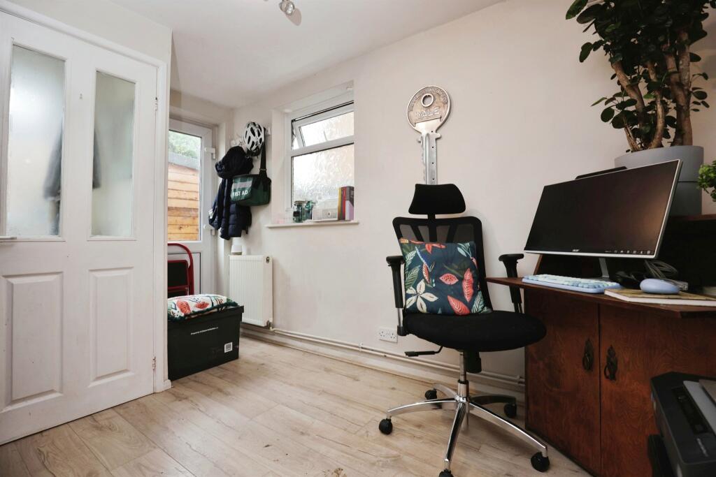 Property photo 16