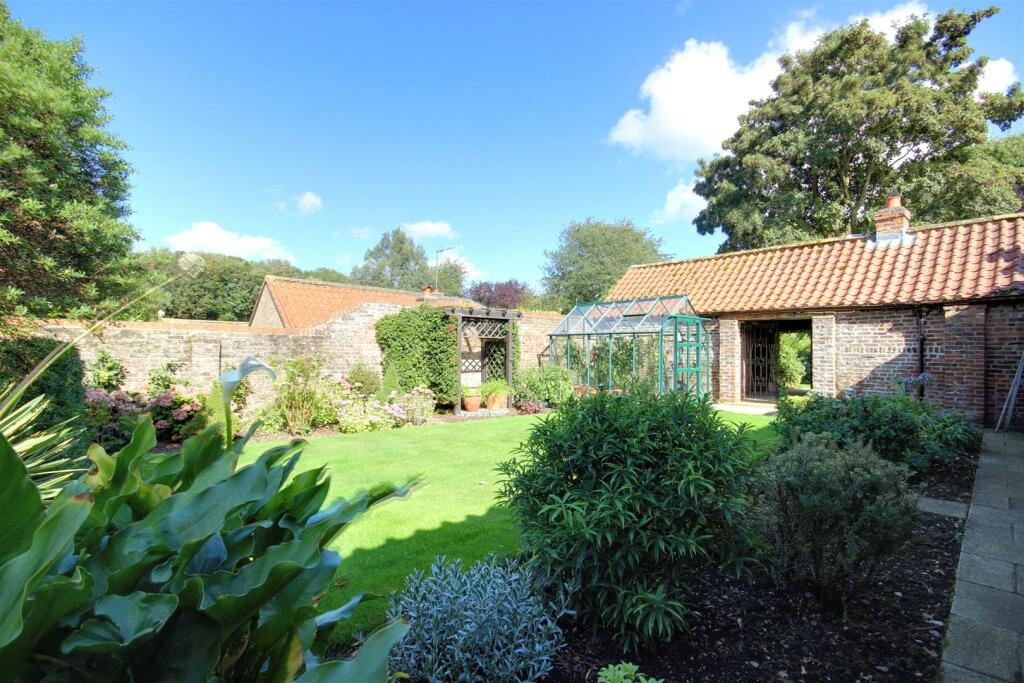 Property photo 29