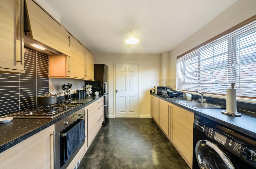 Property photo 33