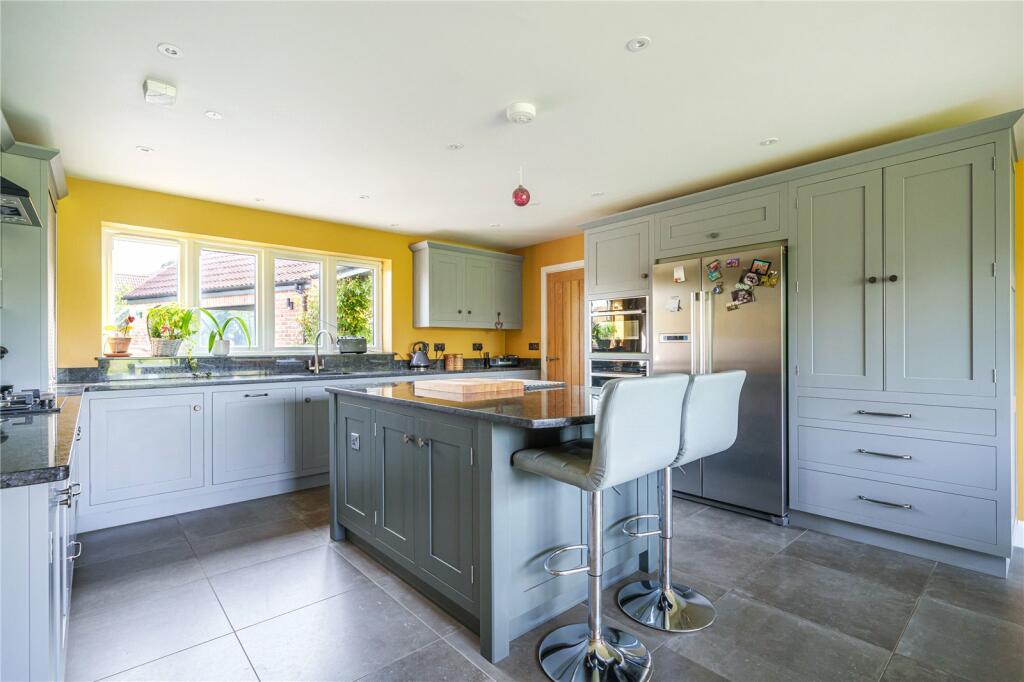 Property photo 28