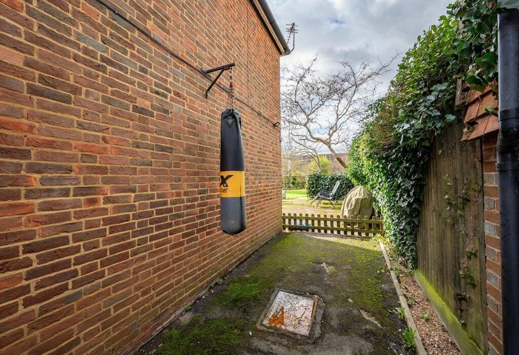 Property photo 15