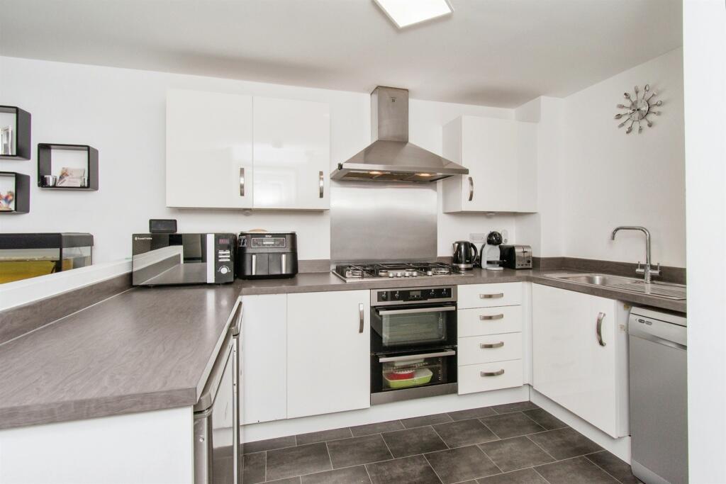 Property photo 34