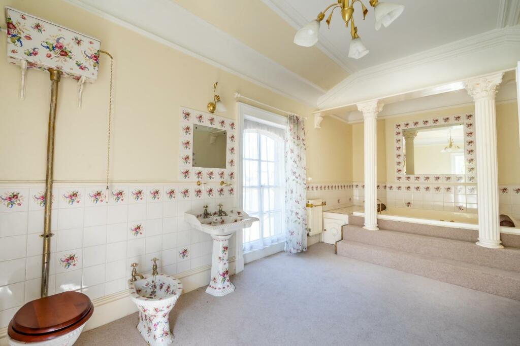 Property photo 34