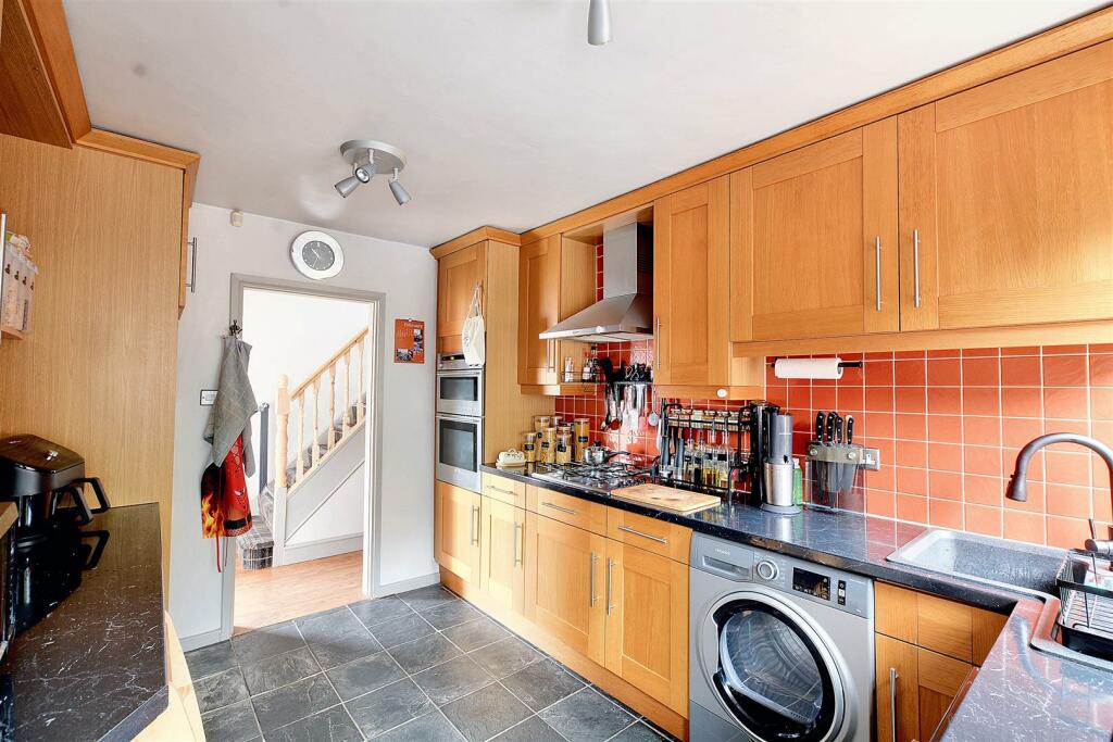 Property photo 35