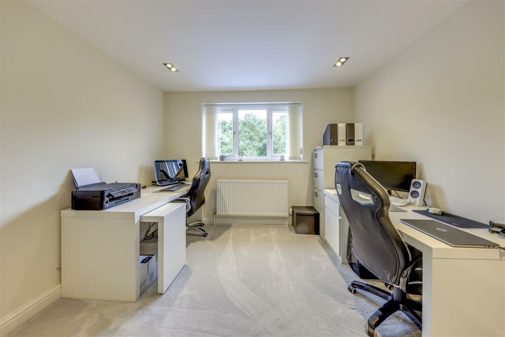 Property photo 38