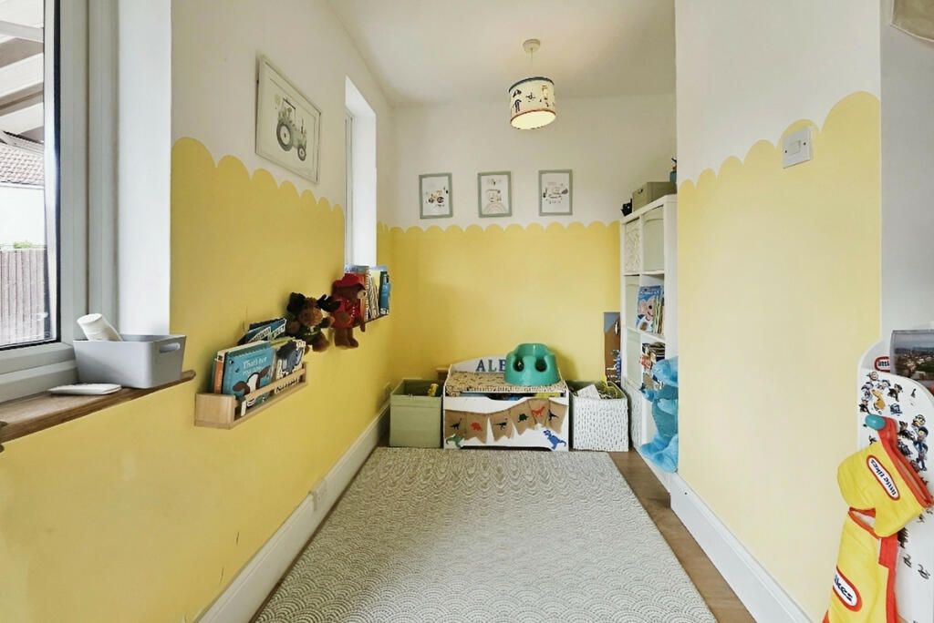 Property photo 11