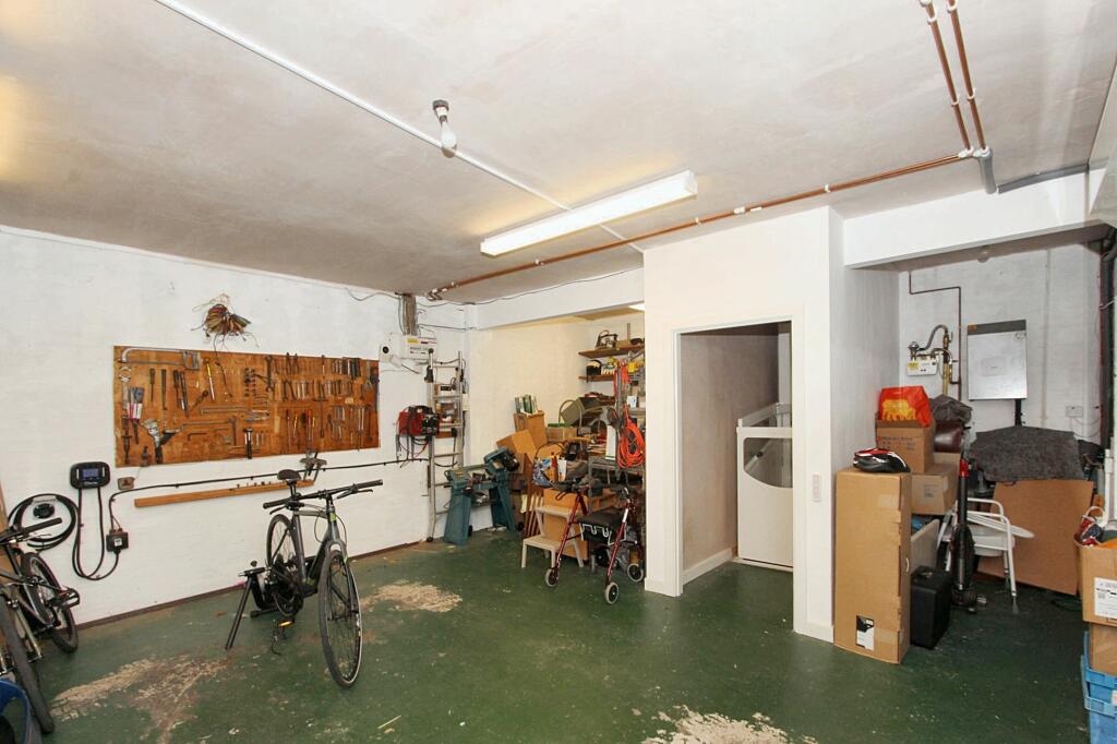 Property photo 16