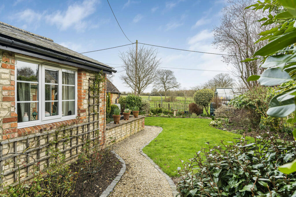 Property photo 28