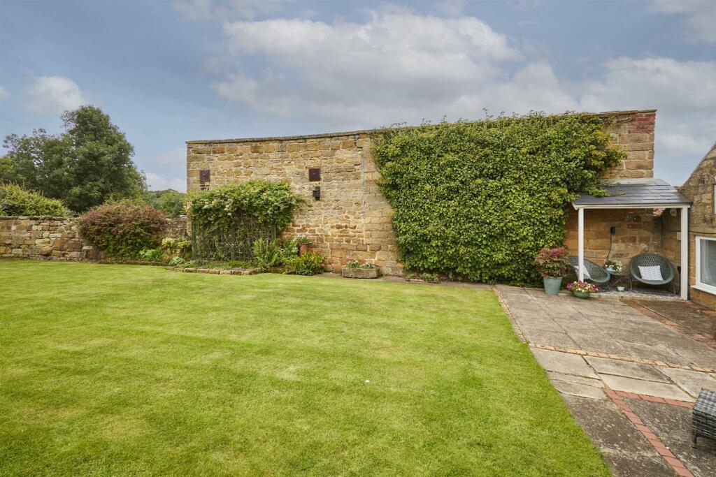 Property photo 30