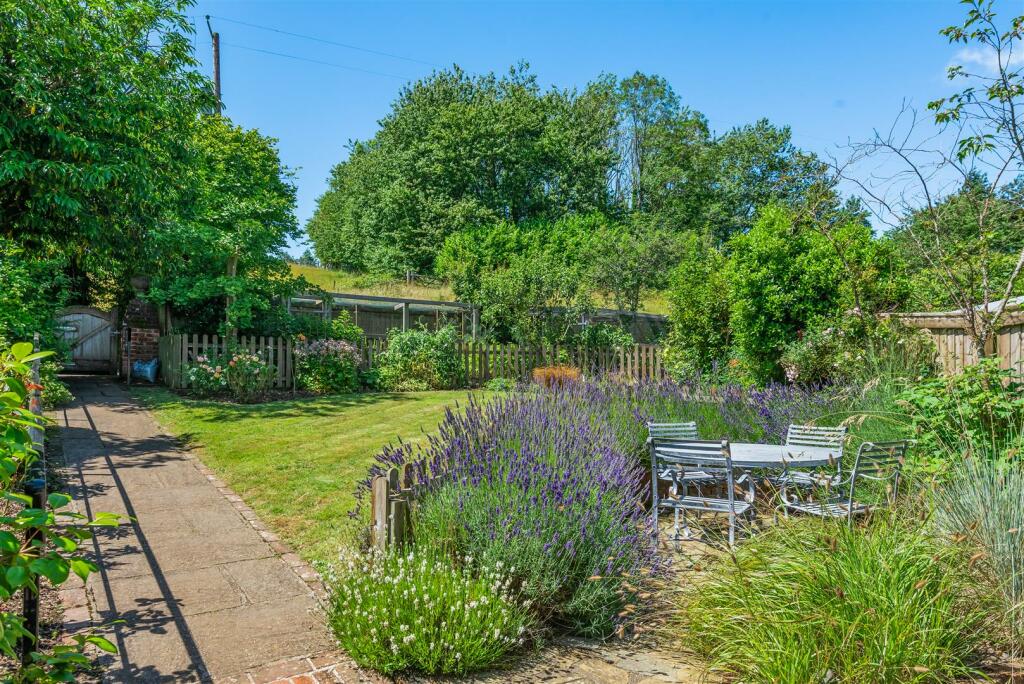 Property photo 33