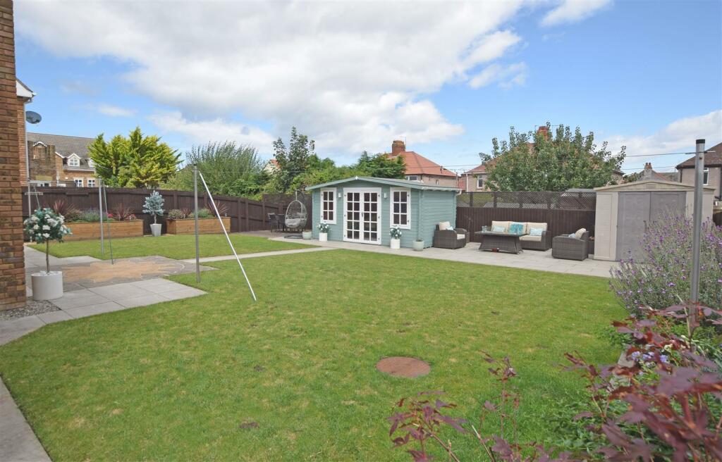 Property photo 31