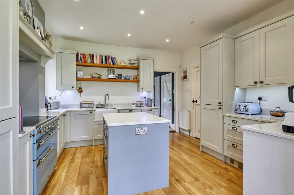 Property photo 25