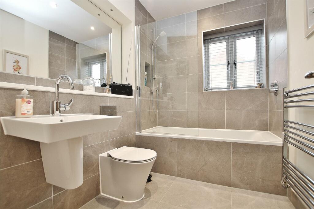 Property photo 35