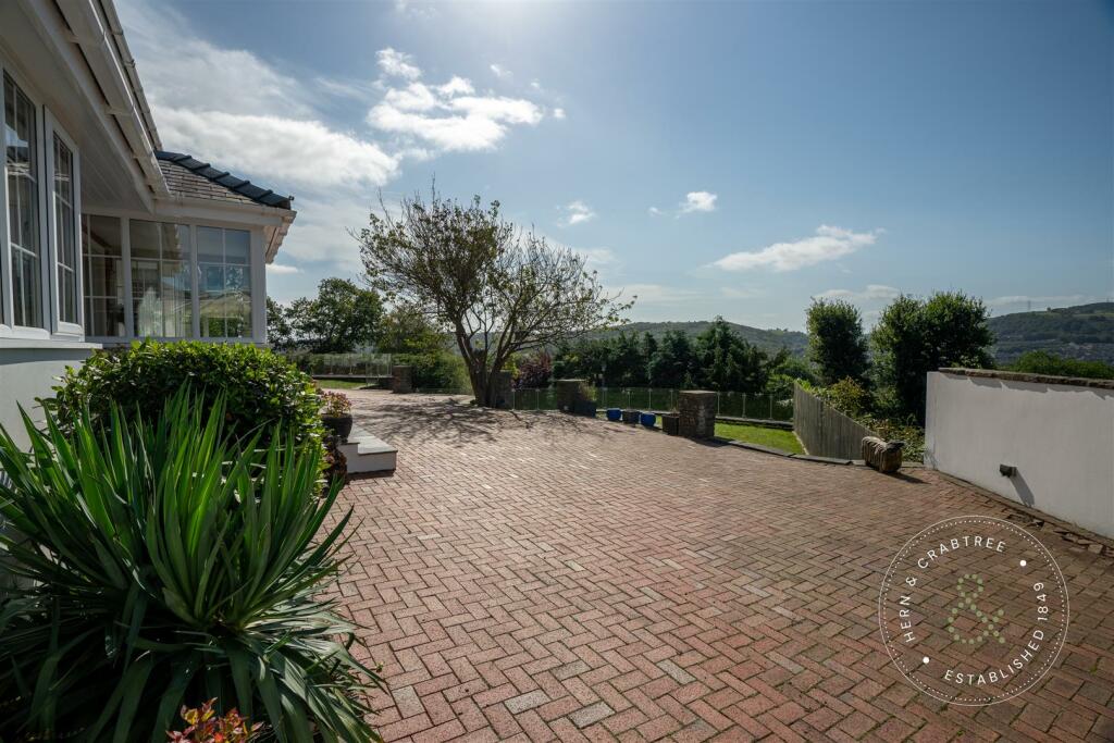 Property photo 24