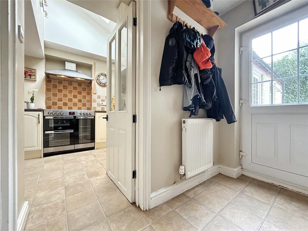 Property photo 32