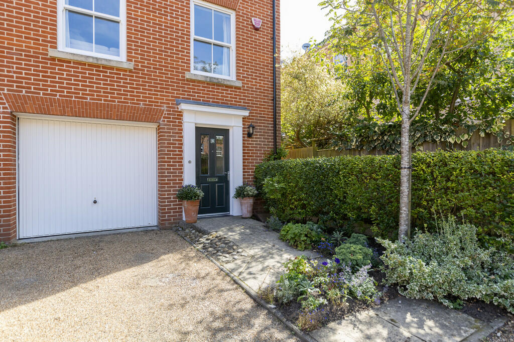 Property photo 24