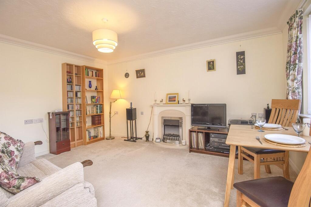 Property photo 8