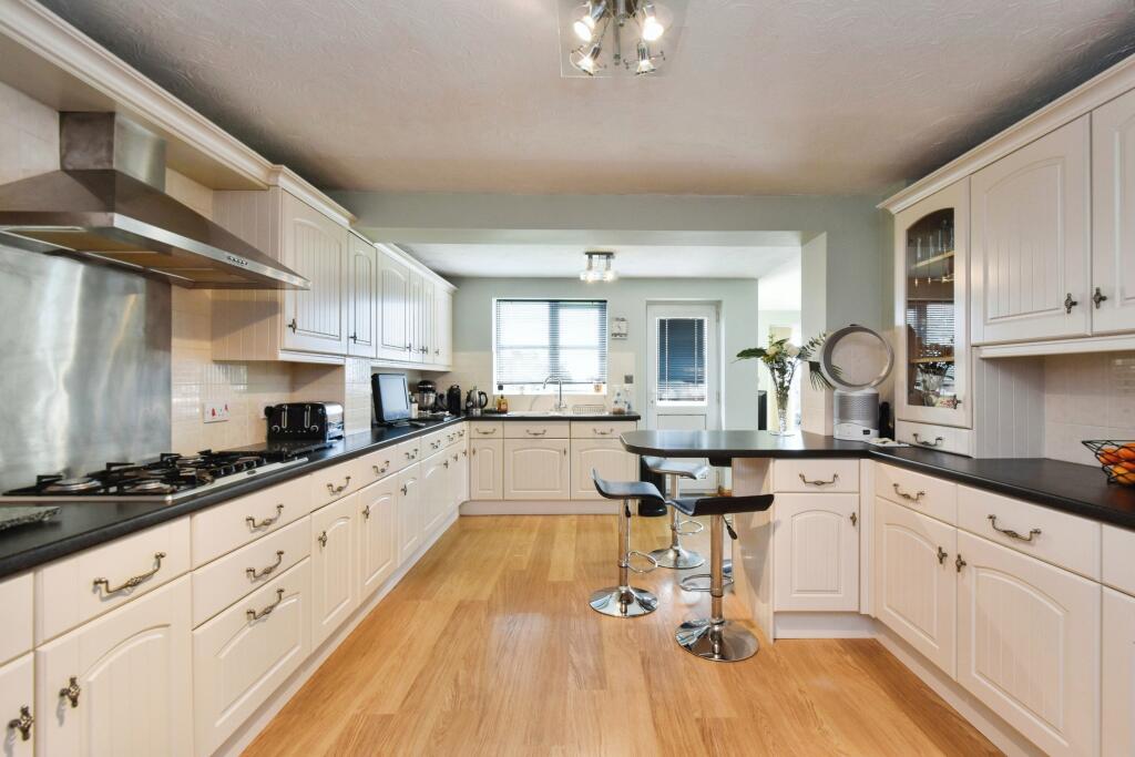 Property photo 29