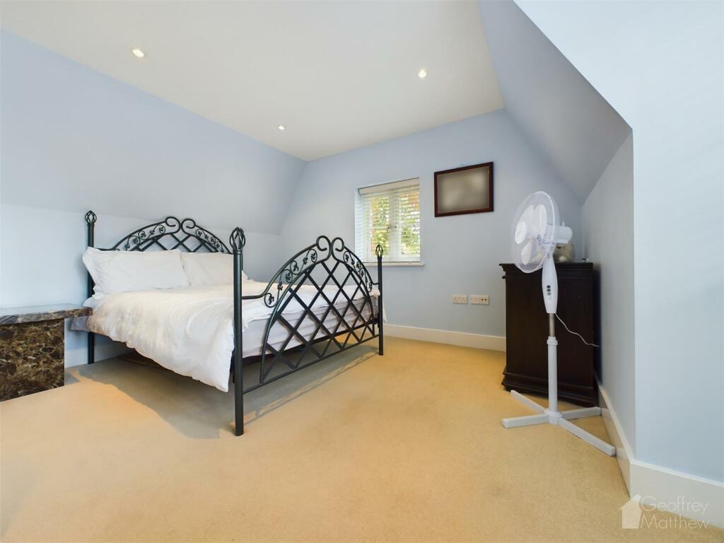 Property photo 20