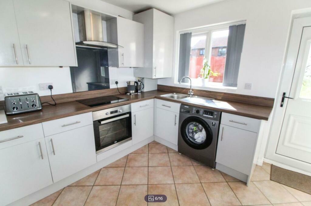 Property photo 28