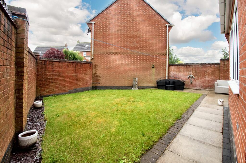 Property photo 38