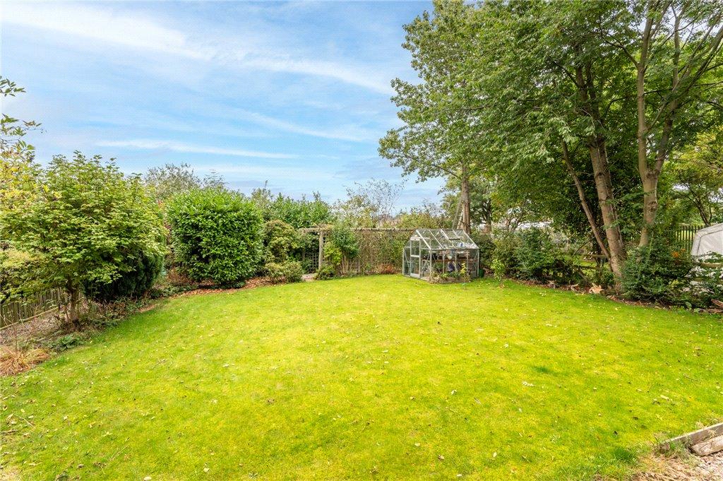 Property photo 33