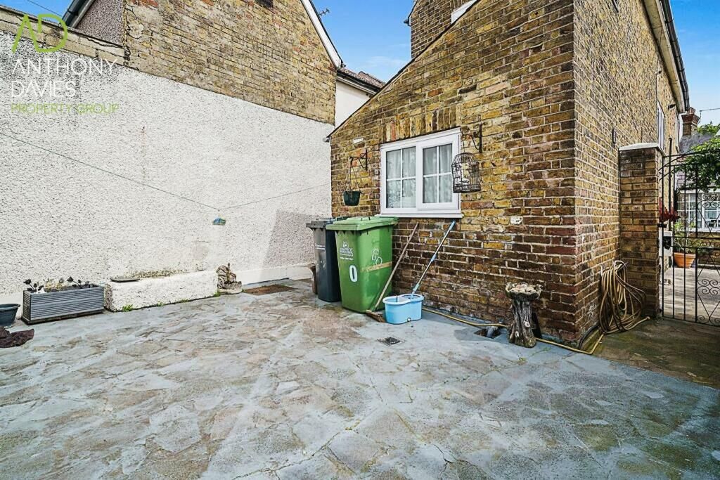 Property photo 15