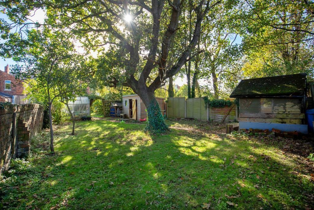 Property photo 32