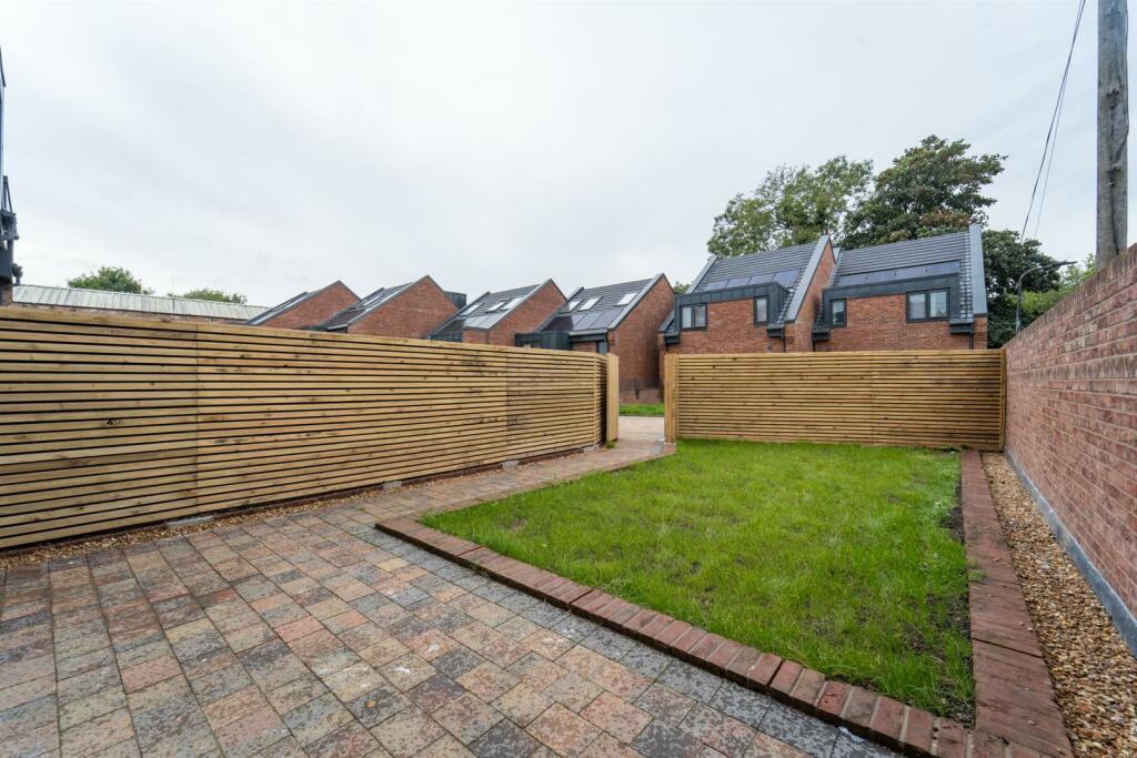 Property photo 15