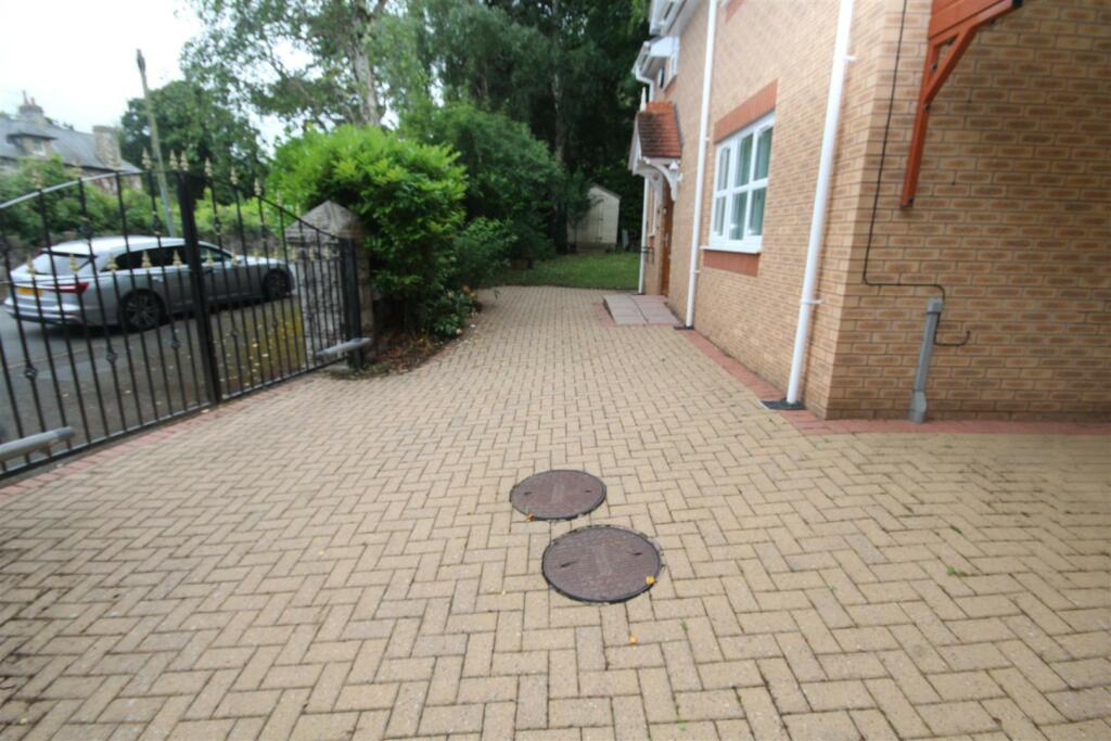 Property photo 16