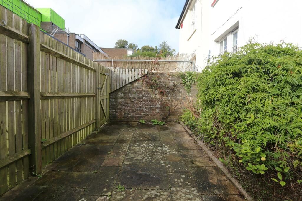 Property photo 6