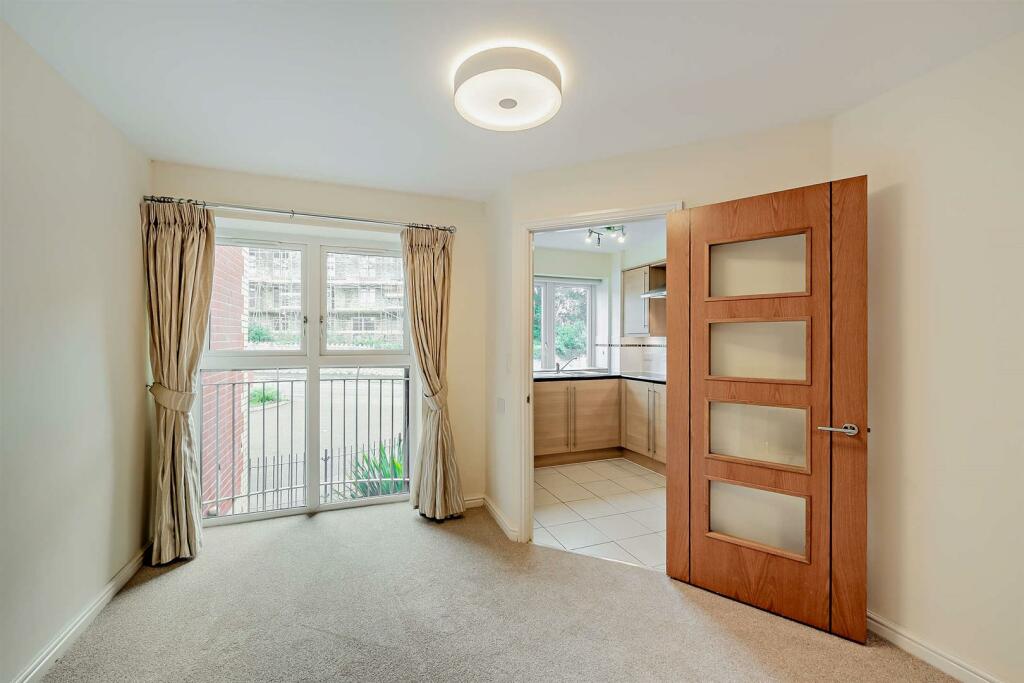 Property photo 28