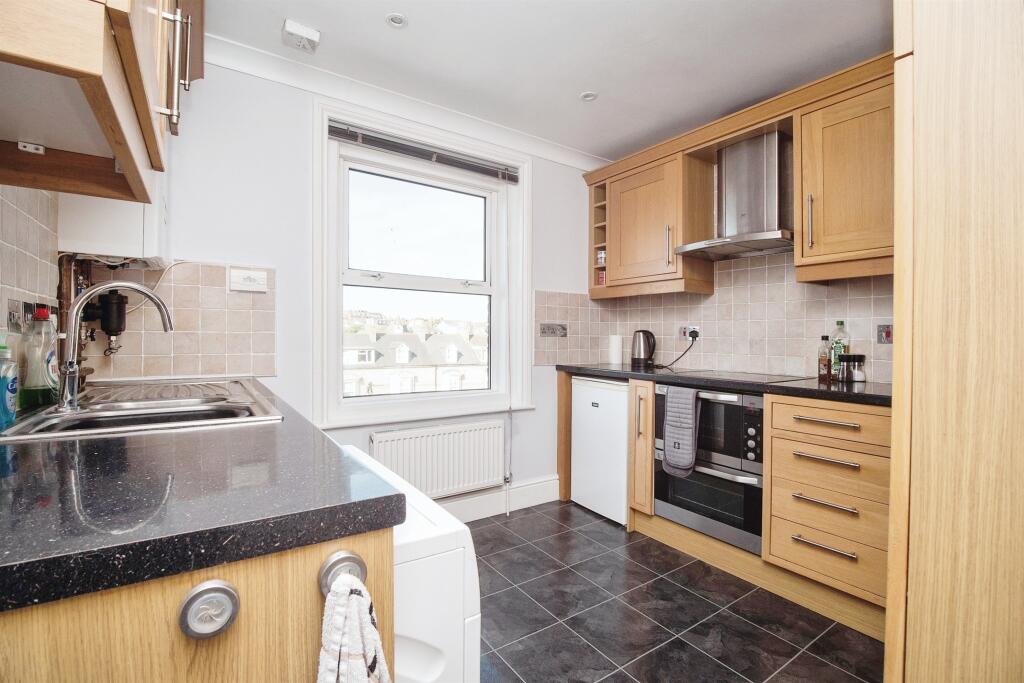 Property photo 31