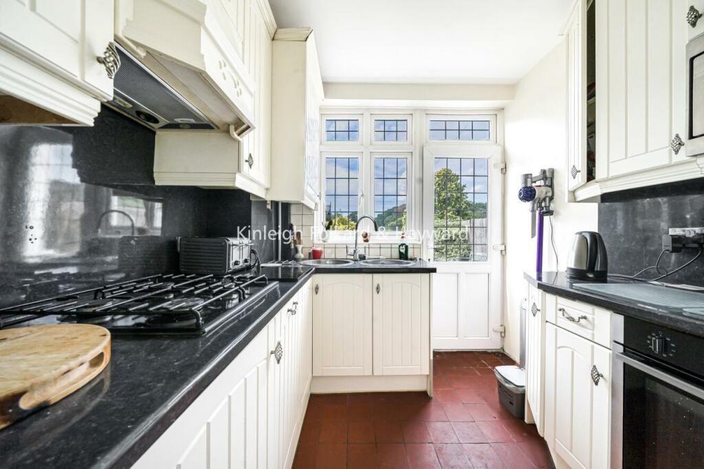 Property photo 12