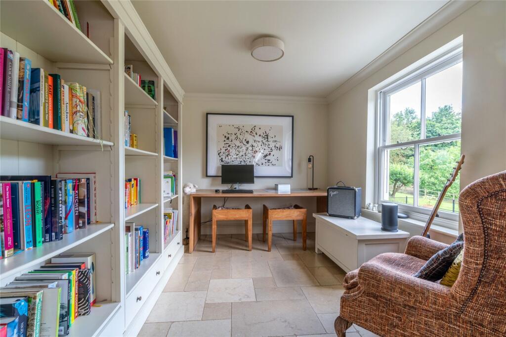 Property photo 35