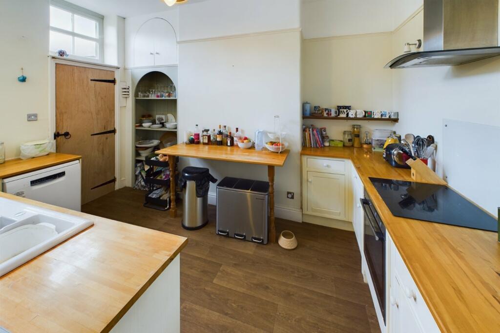 Property photo 30