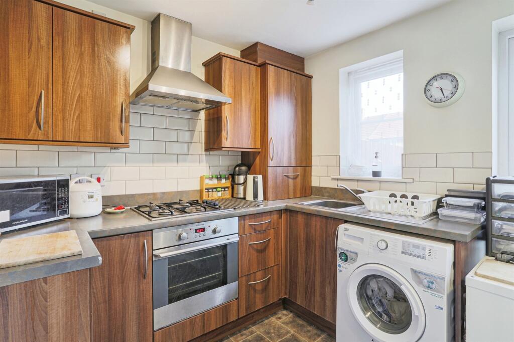 Property photo 35