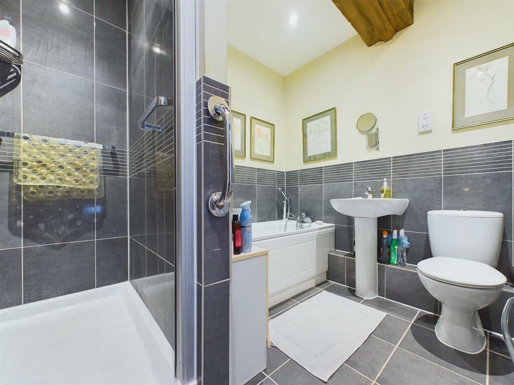 Property photo 35