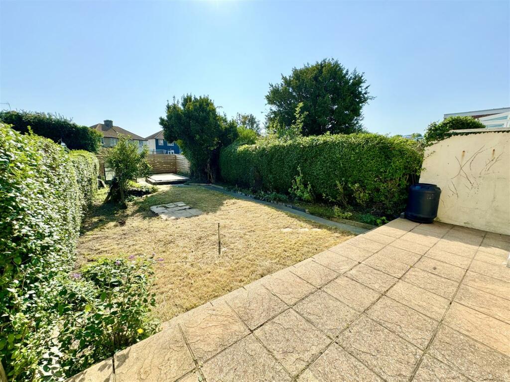 Property photo 33