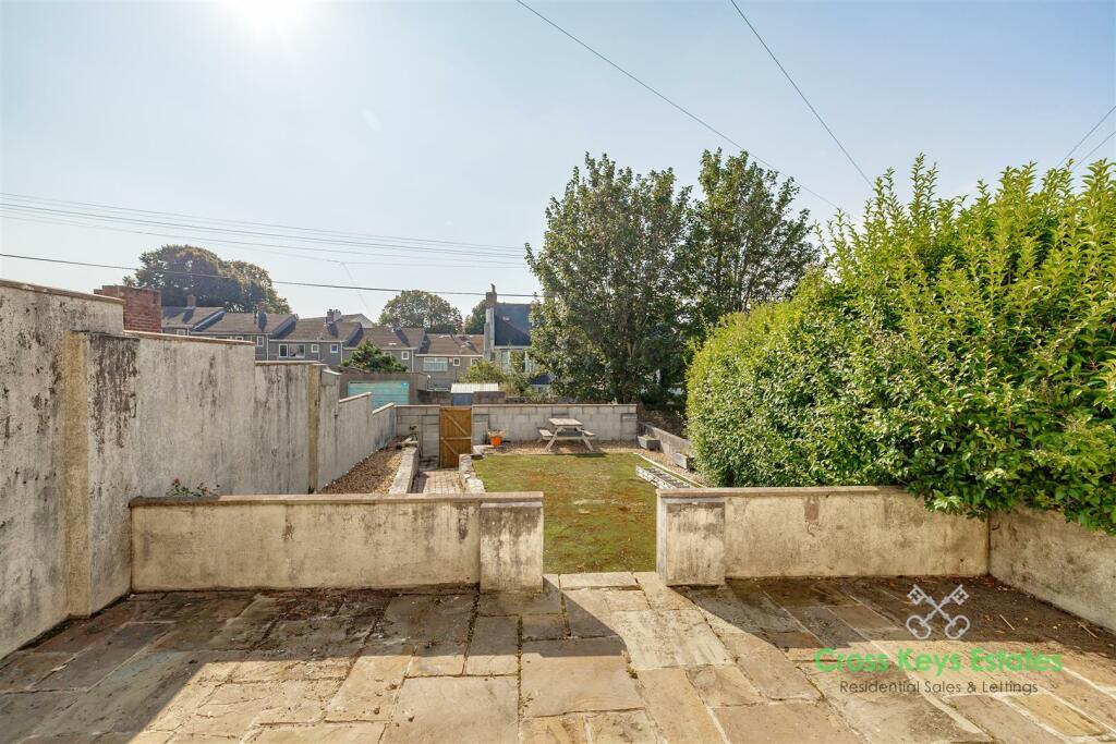 Property photo 11